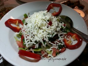 Kikas Restaurantda fasıl Salata kikas restaurantda fasıl